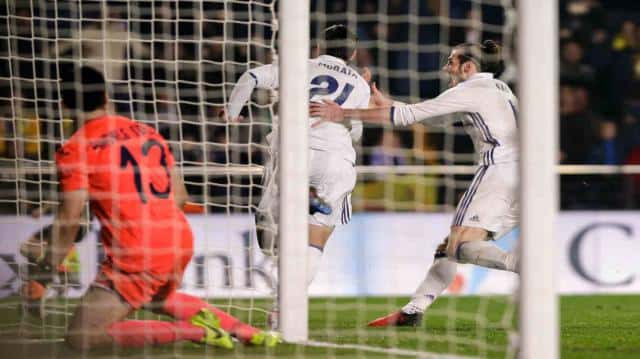Real Madrid dio vuelta un partido increíble y salvó la punta