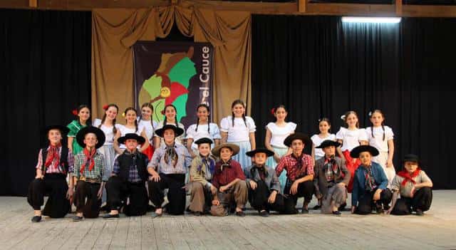 5to. Certamen y Encuentro Nacional de Danzas Folclóricas “Desde el Cauce”