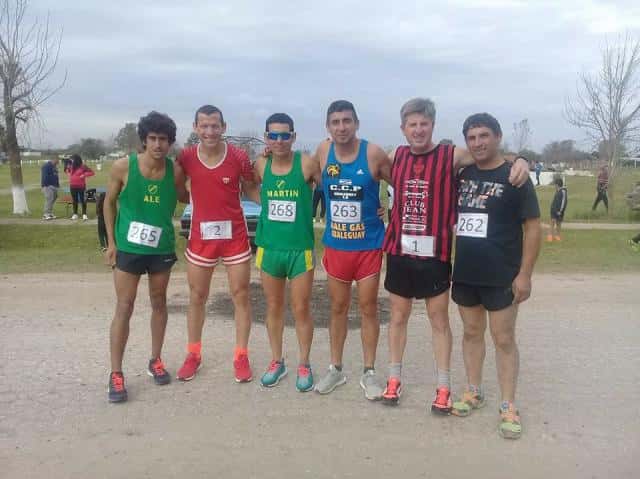 Maratonistas locales en Nogoyá