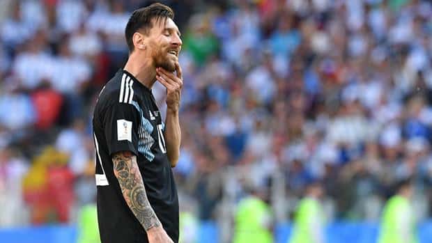 Messi erró un penal y Argentina empató 1-1 con Islandia en su debut mundialista