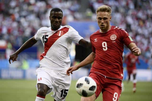 Mal arranque de Perú en el Mundial: cayó ante Dinamarca