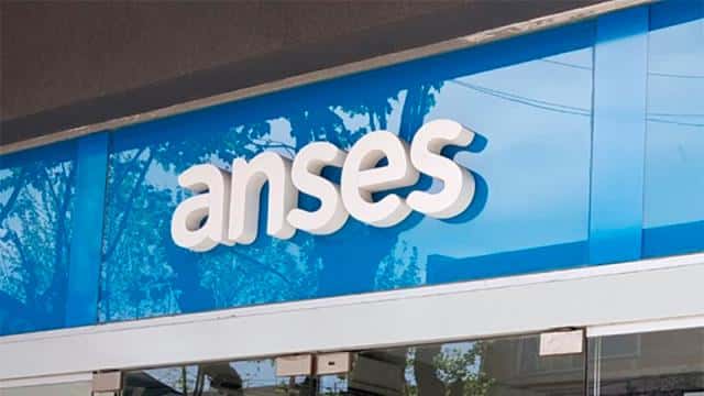 ANSES otorgó más de 3 millones de créditos: La tasa anual supera el 50%