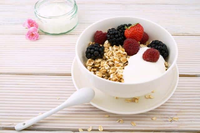 Los cinco beneficios de comer yogur
