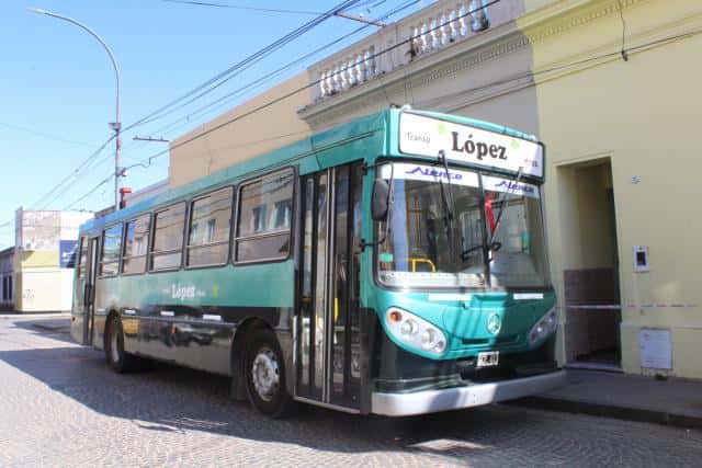 Nuevo servicio de colectivo une Gualeguay con Puerto Ruiz
