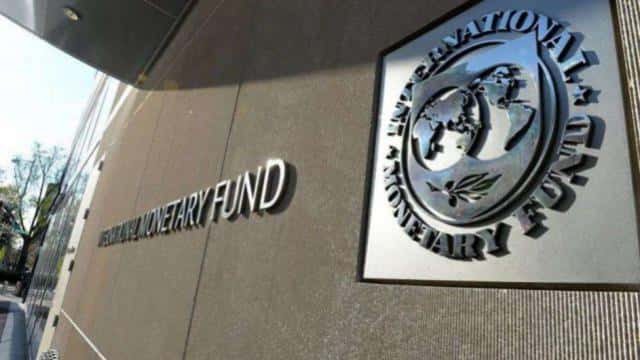 FMI: El giro de fondos debe "esperar un rato"