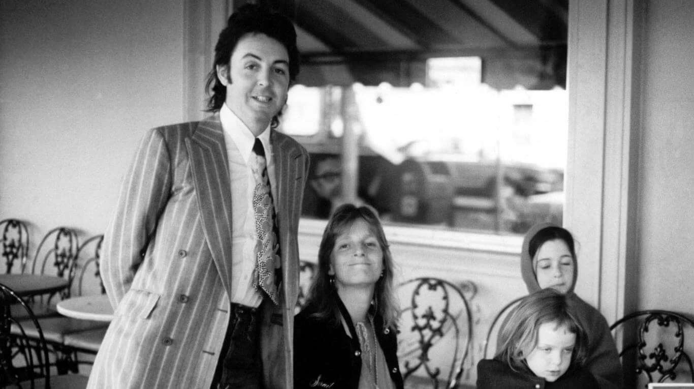 Paul McCartney celebra el 50 aniversario de su primer disco solista
