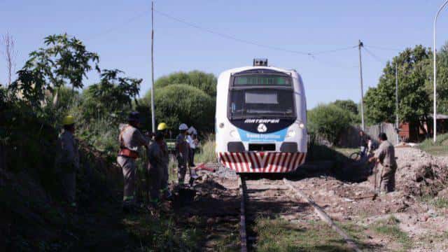 El martes 26 se retoma el servicio del tren que une Paraná con Colonia Avellaneda