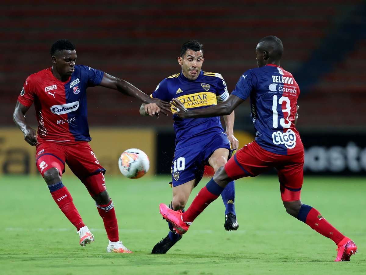 El partido de Carlos Tevez, la figura de Boca ante el DIM