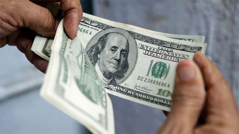 Banco Central estableció restricciones para el dólar