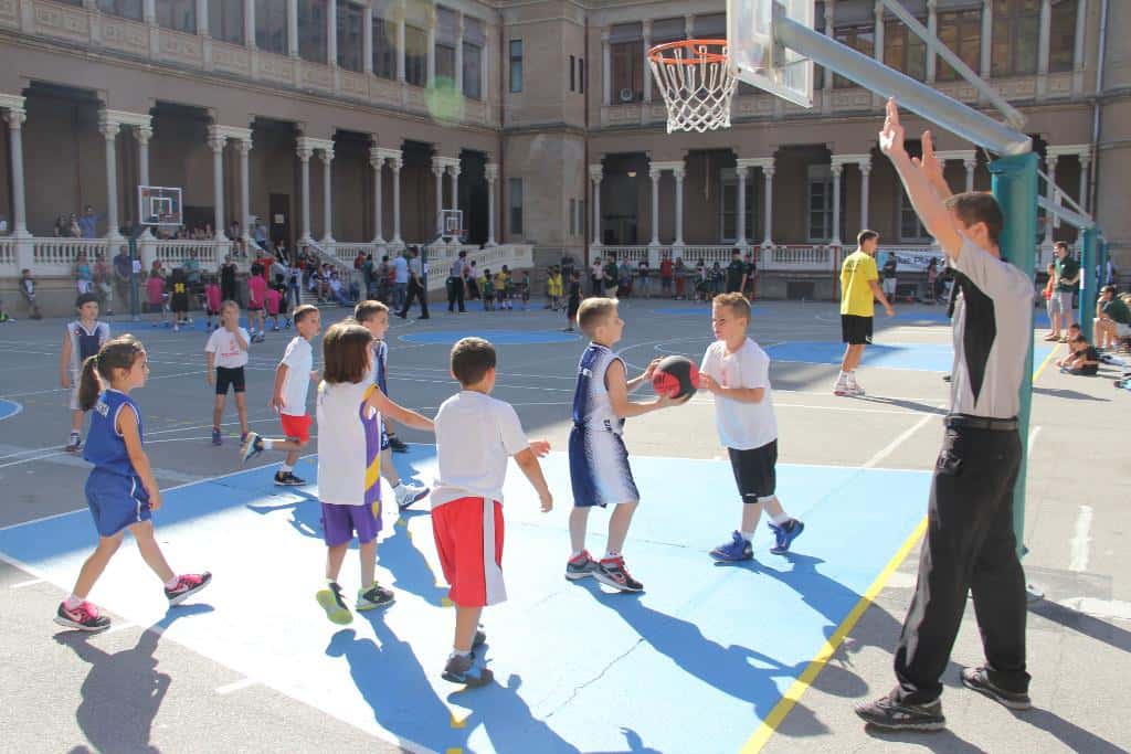 Básquetbol: Presentan un proyecto para las escuelas 