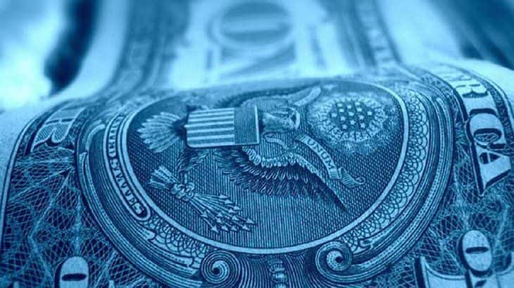 El dólar blue volvió a subir y se acercó a los $300