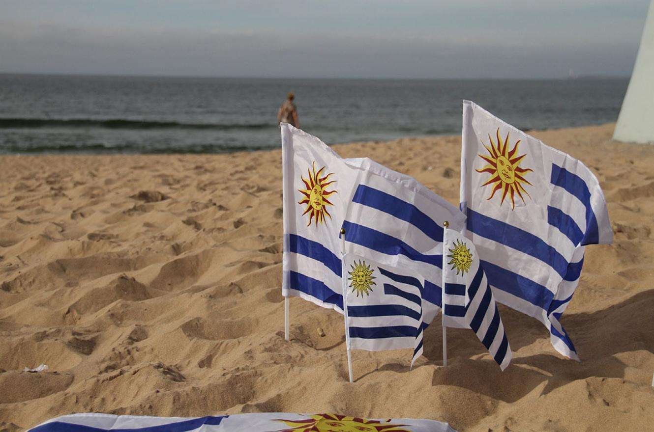 Uruguay exigirá seguro médico a los extranjeros que ingresen al país