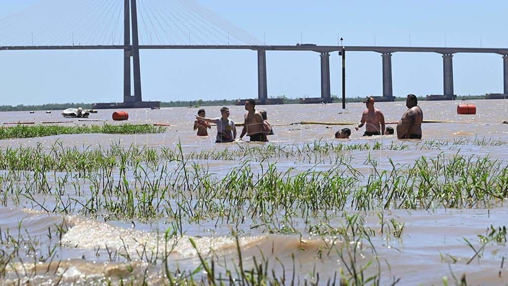 Río Paraná casi quintuplicó su caudal en menos de un mes