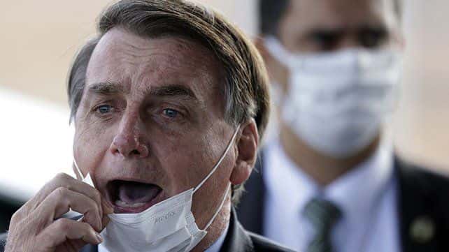 Covid-19: Bolsonaro llamó rebelarse contra las cuarentenas