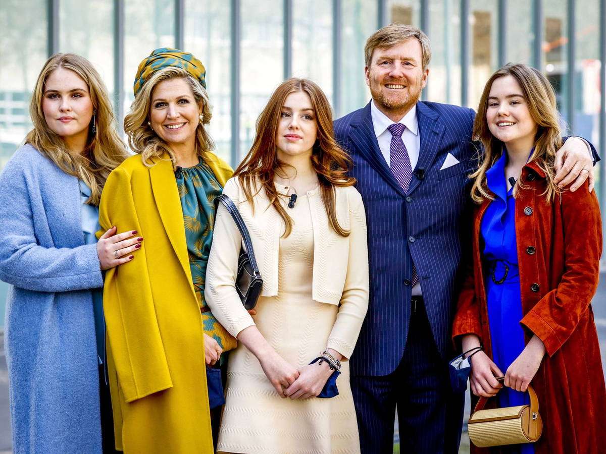 El look de Máxima de Holanda y sus hijas en la celebración del "Día del Rey"