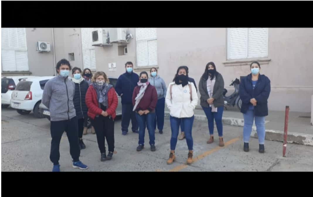 Enfermeros de Terapia Intensiva del hospital San Antonio se manifestaron por mejoras en condiciones laborales