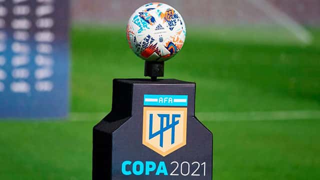 AFA suspendió el fútbol argentino por pedido del gobierno