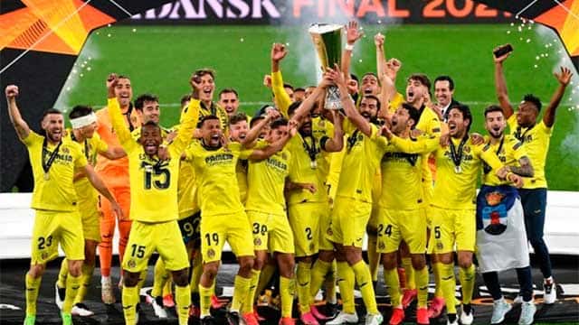 Rulli, héroe en los penales: Villarreal salió campeón de la Europa League tras superar al Manchester United