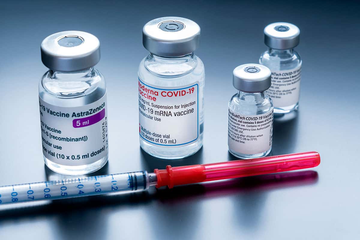 Covid: por qué algunos países empiezan a combinar vacunas