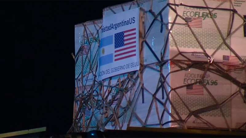 Llegaron al país 3,5 millones de vacunas Moderna desde Estados Unidos