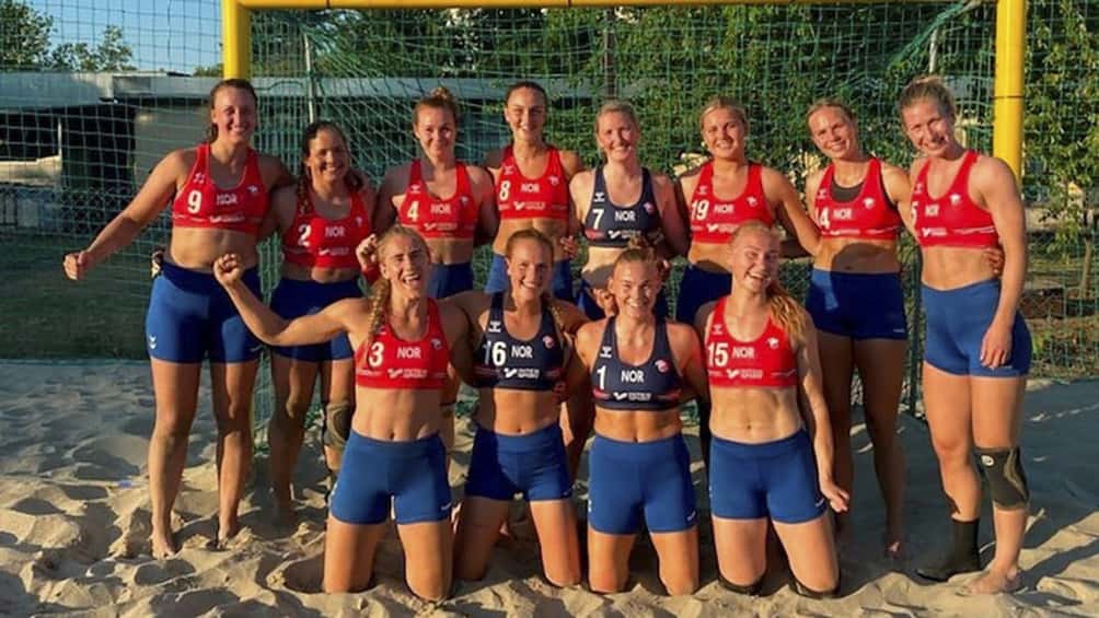 Jugadoras noruegas de handball playa se negaron a usar bikinis por sentirse sexualizadas