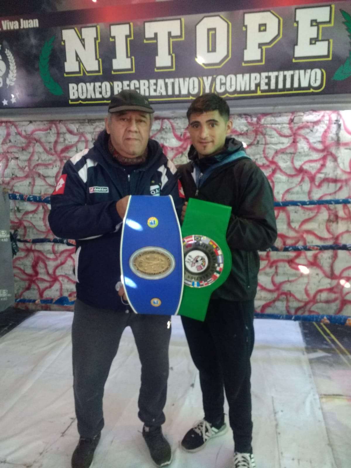 Boxeo: el gualeyo Pascual Sotto en el rincón de un campeón