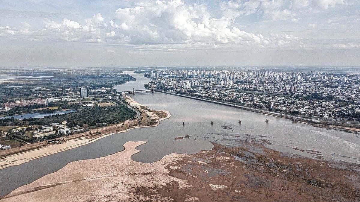 Estiman que el río Paraná alcanzaría su nivel más bajo a mediados de primavera