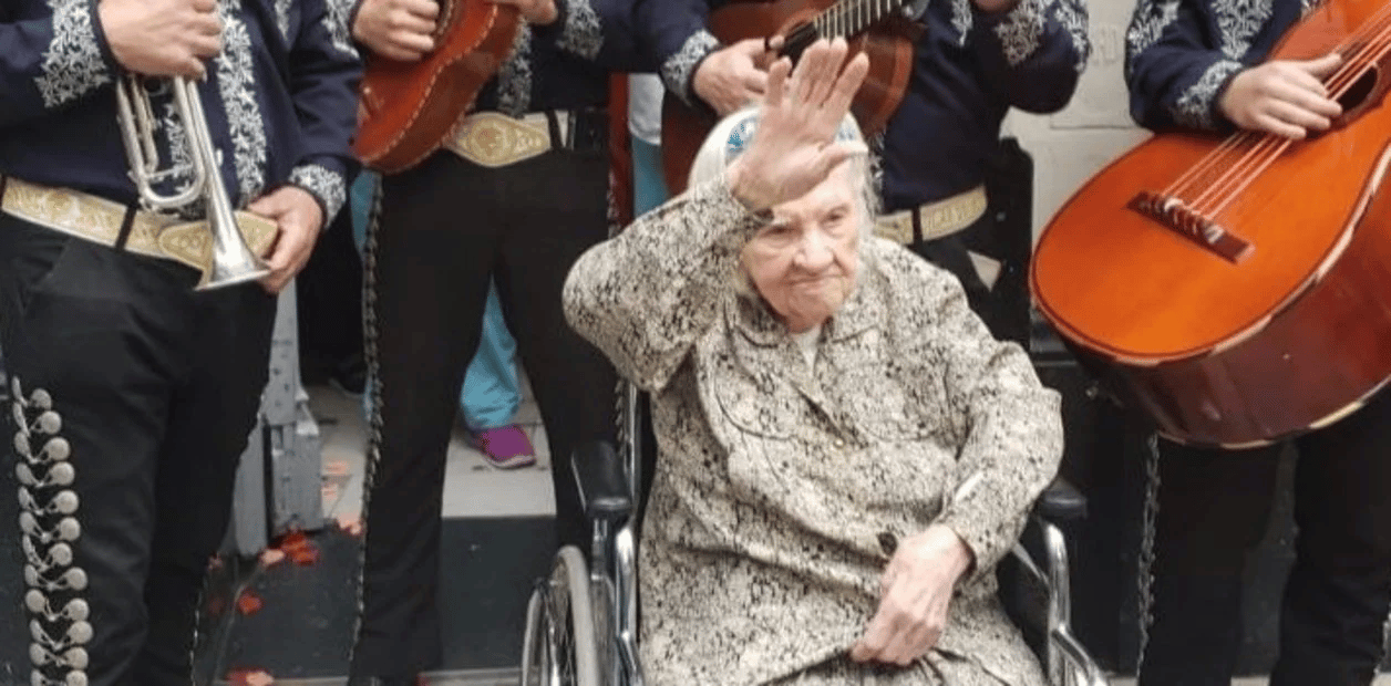 Angélica es nacida en Gualeguay y celebró sus 110 años con la mamá de Charly García