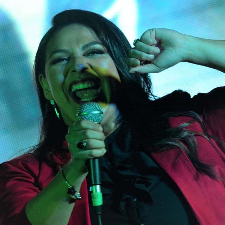 Fabiana Manassali, dulce voz litoraleña