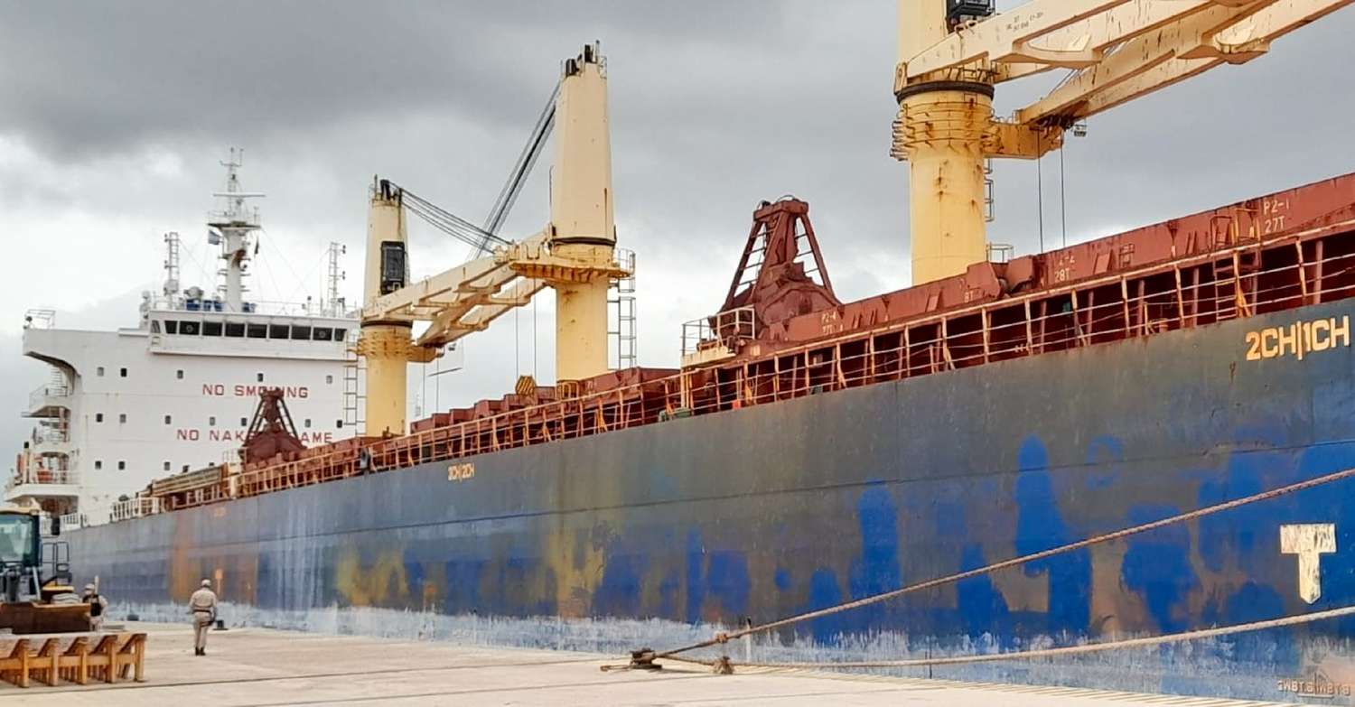 Puertos de Entre Ríos: realizan operaciones simultáneas 