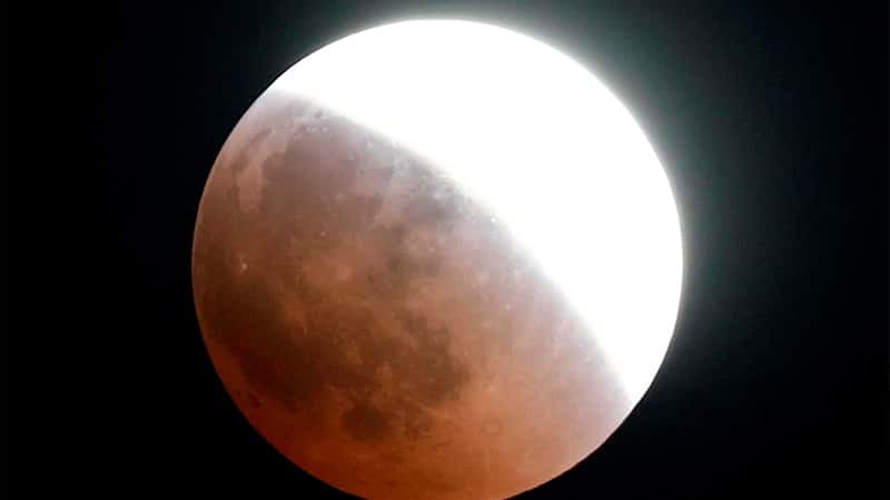 El eclipse lunar más largo del siglo podrá verse en Argentina: ¿a qué hora?