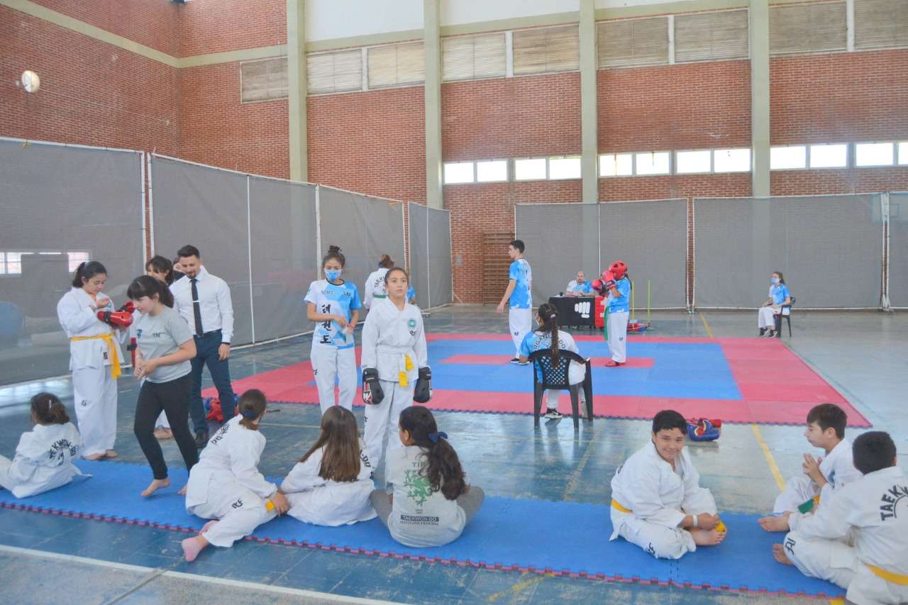 Se realizó una jornada deportiva de Taekwondo en el CEF Nº 2
