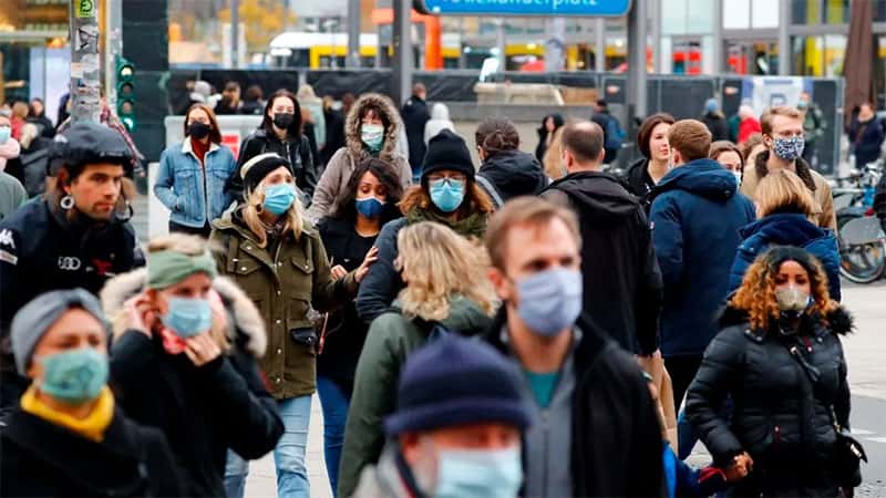 Alemania prevé restricciones por la pandemia para evitar una "Navidad terrible"