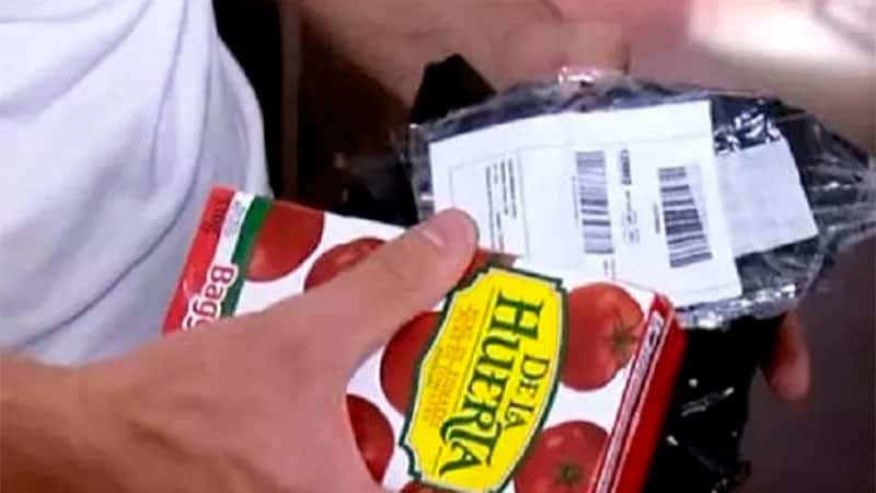 Estafa: Se compró un iPhone y le mandaron una caja de puré de tomate