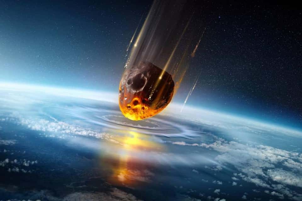 Un asteroide podría destruir la Tierra en mayo