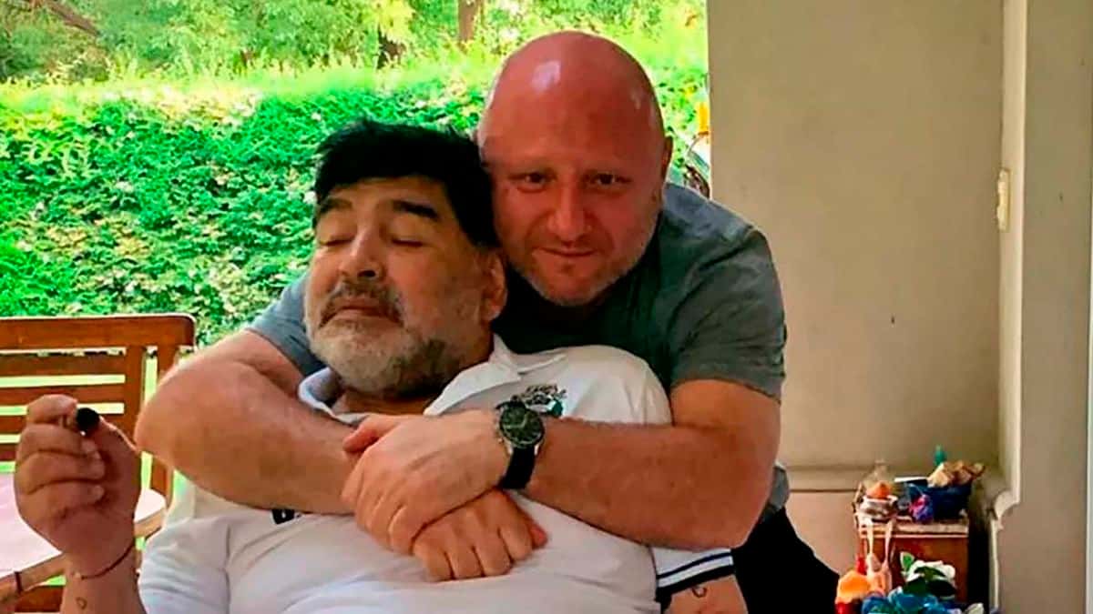 Durísima reacción del amigo de Diego Maradona tras la denuncia de abandono en su tumba