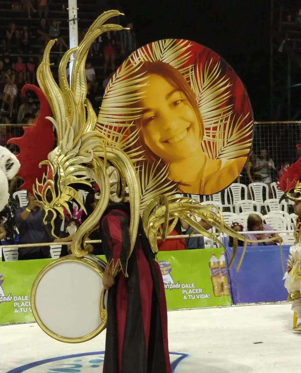 Mica desfila en el Carnaval de Gualeguaychú