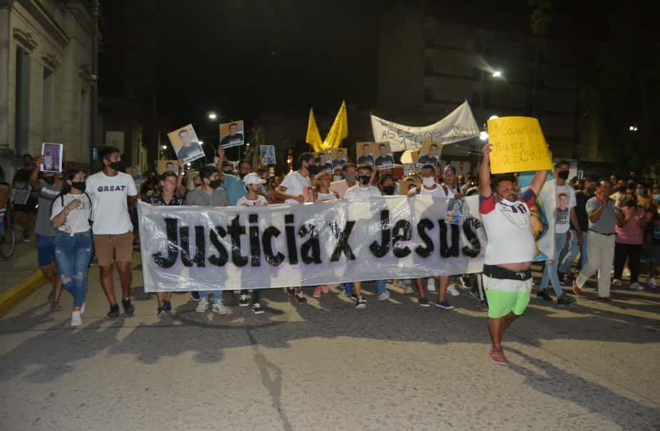 Se realizó la marcha por Jesús Fernández