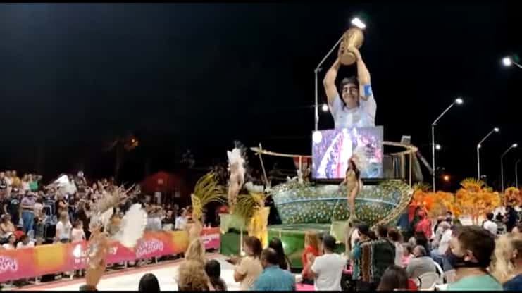 La carroza de Maradona en los corsos de Gualeguay: “Buscamos que salga perfecto”