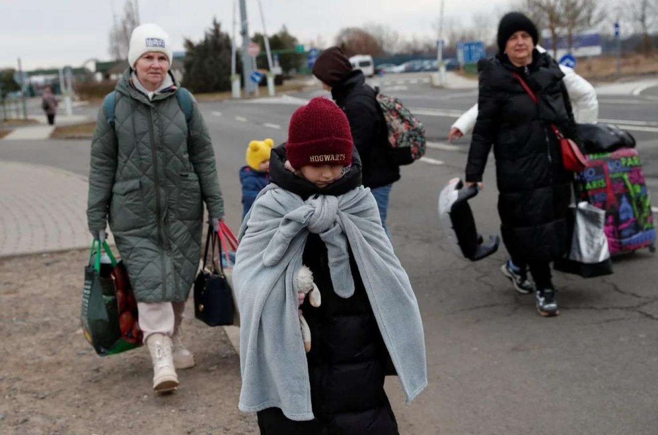 El gobierno prepara un plan de evacuación de argentinos que permanecen en Ucrania