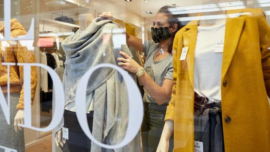 Los precios de la ropa, sin freno: subieron más del doble en los últimos 12 meses