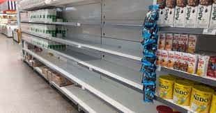 Uruguayos no paran de comprar en los supermercados