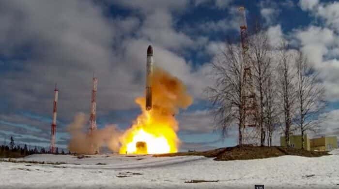Rusia prueba su nuevo misil intercontinental, capaz de golpear a Estados Unidos