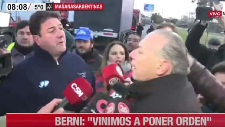Sergio Berni amenazó con secuestrar los camiones que protestan por la falta de gasoil y las tarifas