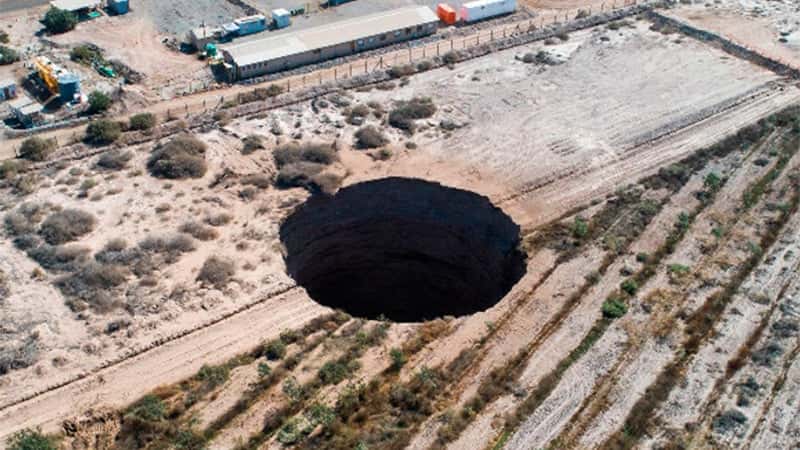 El misterioso socavón que apareció en Chile aumentó su tamaño