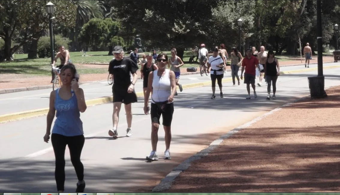 Caminar 15 minutos al día mejora la salud del cerebro