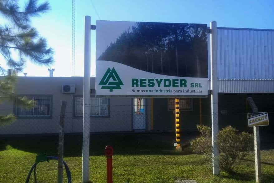 Por la falta de materia prima cierra la fábrica Resyder del Parque Industrial