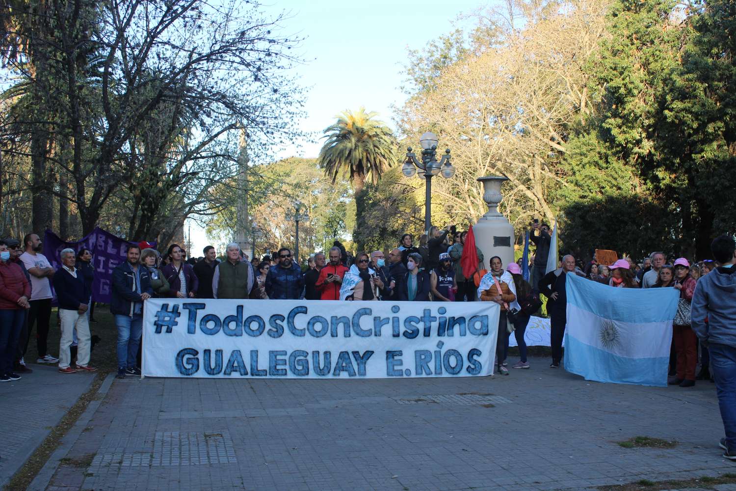 El Frente de Todos se movilizó en Gualeguay tras el ataque a la vicepresidenta