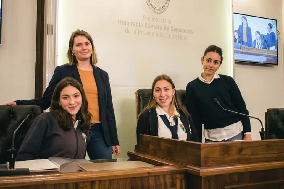 Estudiantes de Gualeguay en el Senado Juvenil