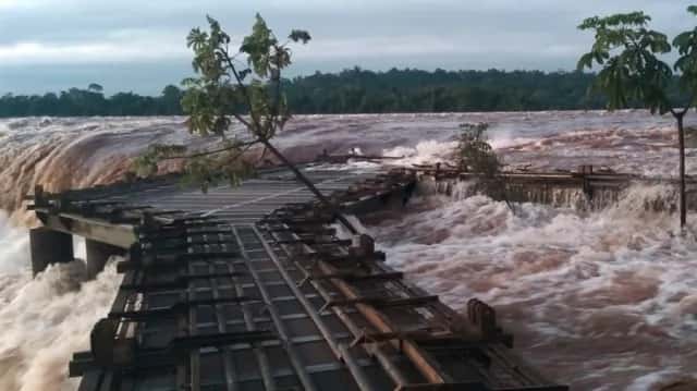 La crecida de los ríos Iguazú y Uruguay provocó evacuados